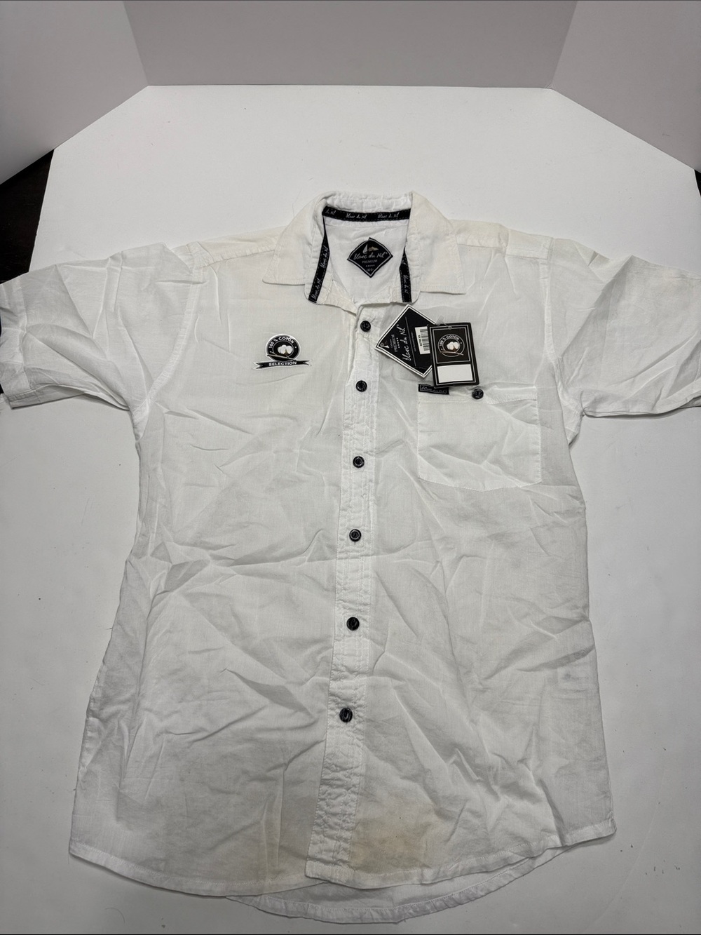 Women’s White Short-Sleeve Casual Button-Down Shirt by Arctic Bay